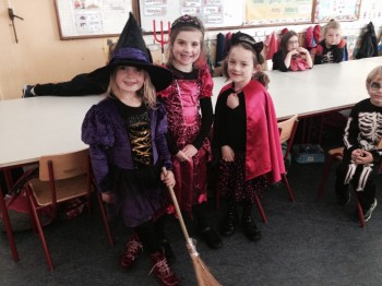 Muireann, Aoibhe and Alison